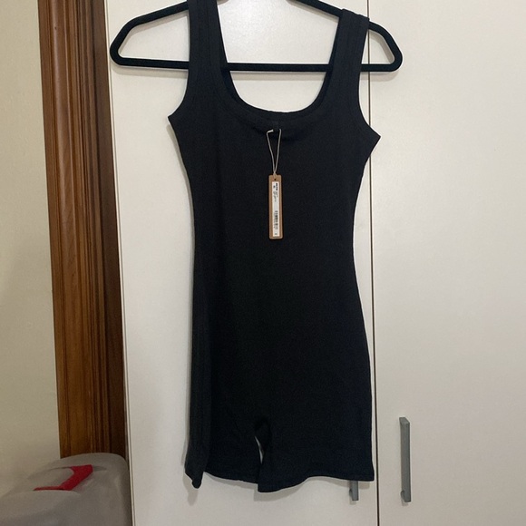 NWT Skims Cotton Rib Onesie Black (Soot) Size Medium - Picture 5 of 6